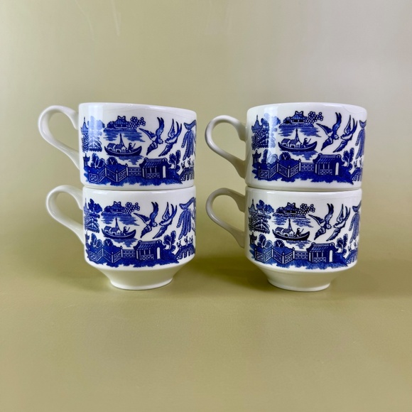 Churchill Other - Vintage Large Flat Cup Blue Willow (Georgian Shape) by CHURCHILL Set of 4